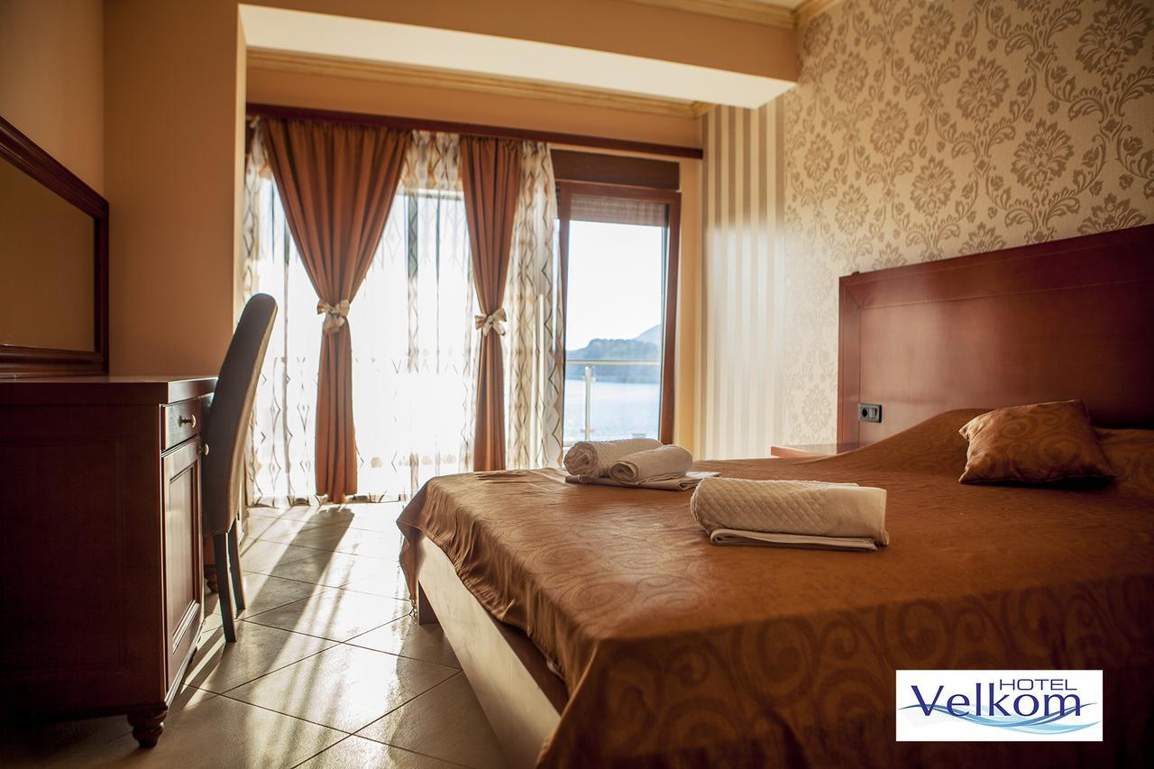 Hotel Velkom Sutomore Eksteriør bilde