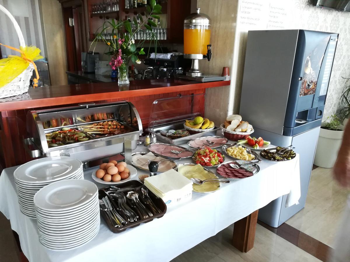 Hotel Velkom Sutomore Eksteriør bilde